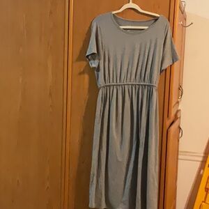 Gently used 2xl super soft gray maternity dress by Isabel maternity